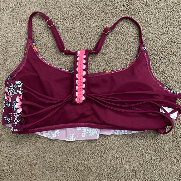 Set of 2 SO Bikini Tops Large - Picture 7 of 7